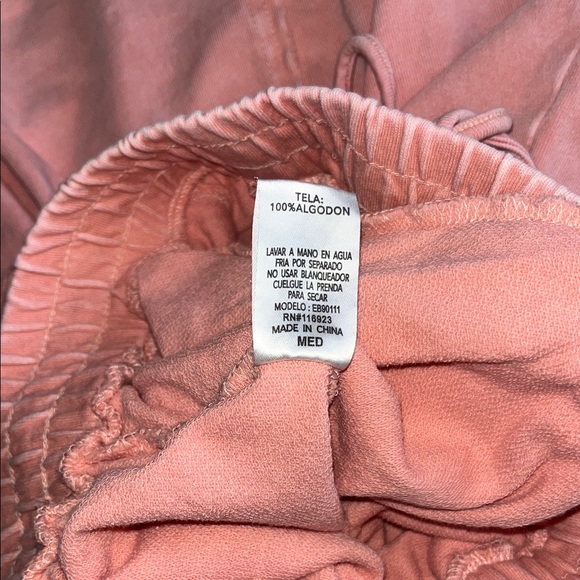 Easel Pink Wide-Leg Pants with Floral Embroidery - Picture 12 of 14